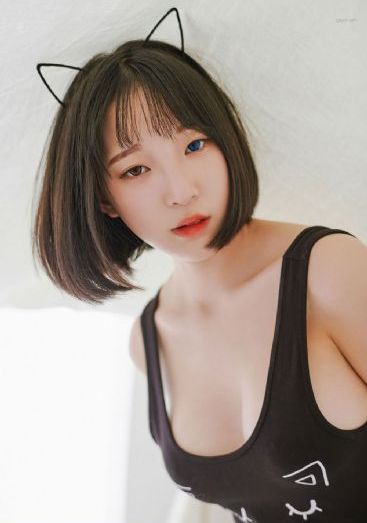 宝贝你的奶好大把腿张开_HD动漫免费观看