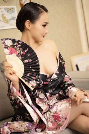 上学忽然发现忘穿裤子怎么办_720手机在线看