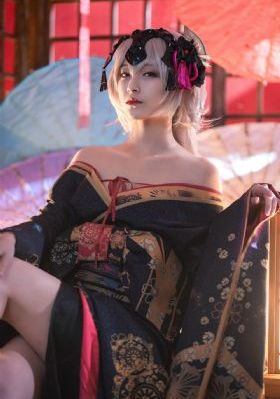 嗯啊公交车上_国产剧HD高清在线观看